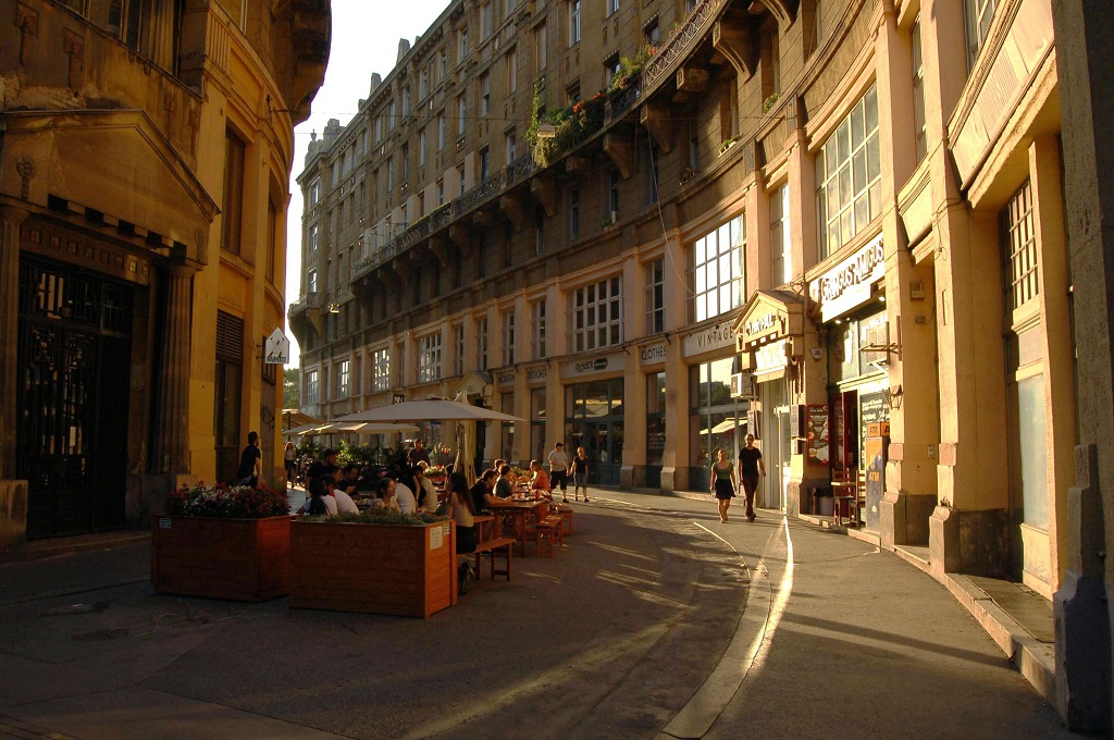 Anker_köz_Budapest_utcarészlet_városfotózás