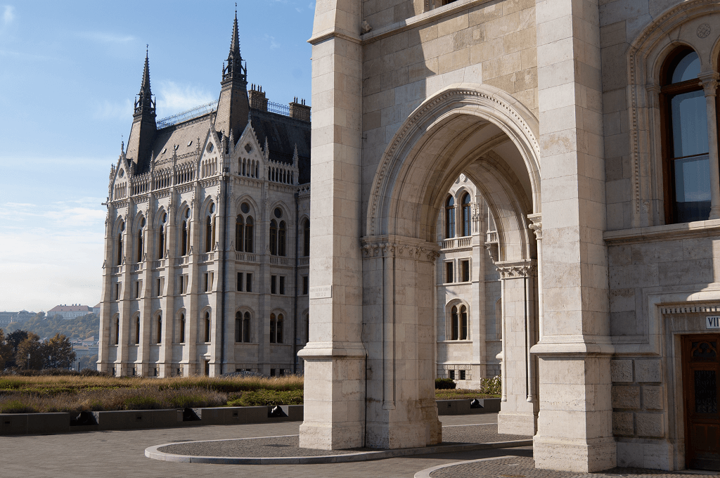 Budapest_Parlament_Országház_városfotó_épületfotó